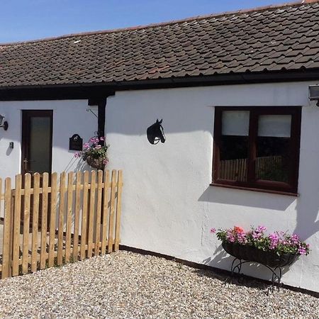 Paddock Bungalow Mundesley Exterior photo